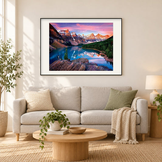 Berge in Flammen als gerahmtes Diamond Painting im Wohnzimmer