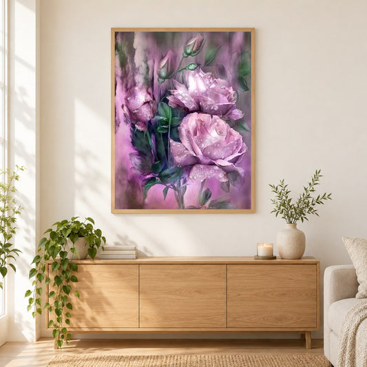 Regentropfen auf lila Rosen als gerahmtes Diamond Painting im Wohnzimmer