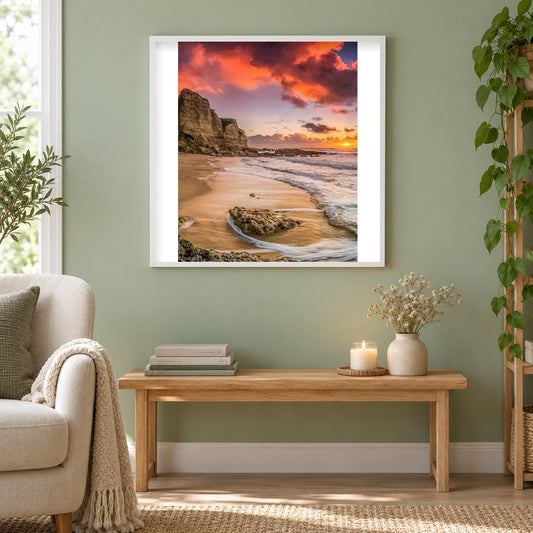 Schöne Sonnenuntergangmalerei am Strand als gerahmtes Diamond Painting im Wohnzimmer