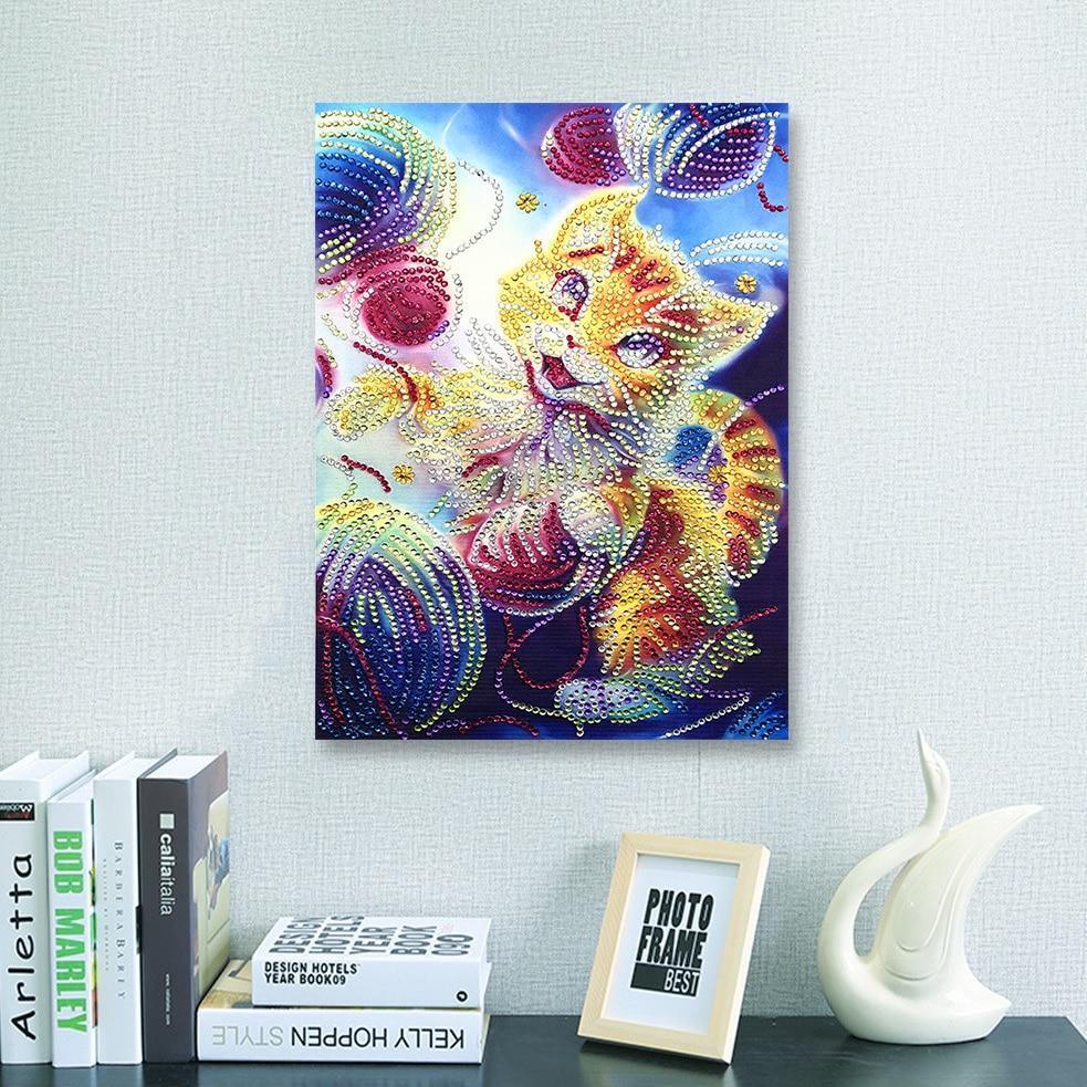 Entzückende Katze liebt es zu spielen - Spezial Diamond Painting - Diamond Painting